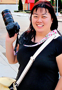 Between the Pixels bio picture